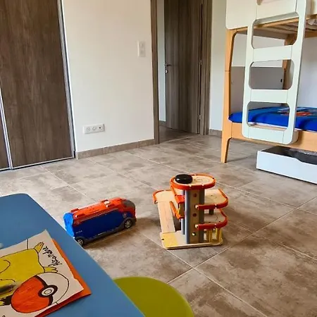 Familial Sur Les Hauteurs De Bastia Apartmán *